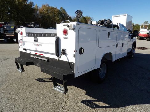 Used 2022 Chevrolet Silverado 3500 W/T w/ WT Fleet Convenience Package AWD/4WD image 7