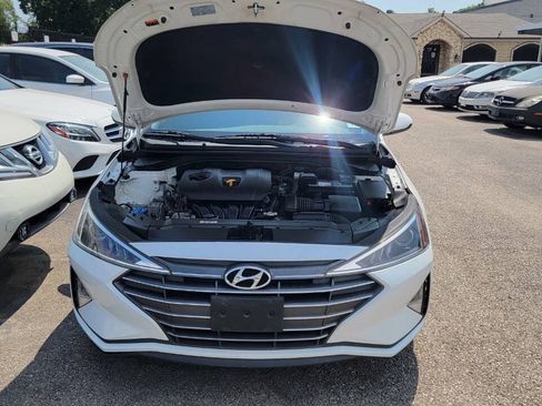 Used 2020 Hyundai Elantra Value Edition FWD image 38