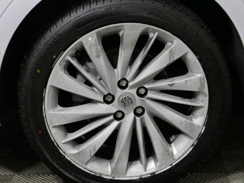 New 2026 Buick Envision Avenir image 10