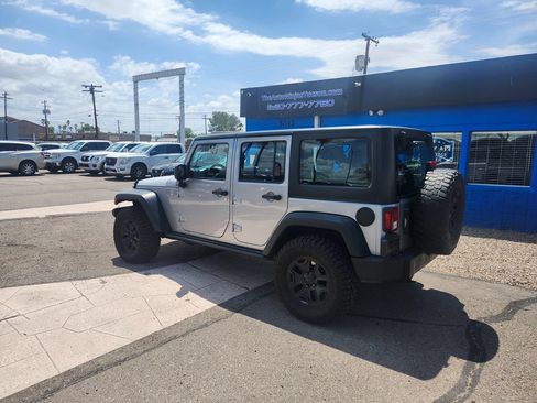 Used 2015 Jeep Wrangler Unlimited Sport AWD/4WD image 4
