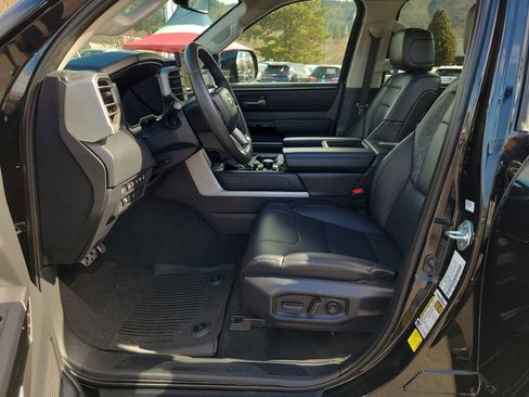 Used 2024 Toyota Tundra Platinum image 19