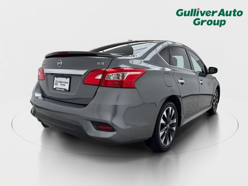 Used 2019 Nissan Sentra SR FWD image 8