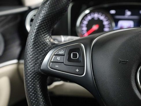 Used 2017 Mercedes-Benz E 300 4MATIC image 25