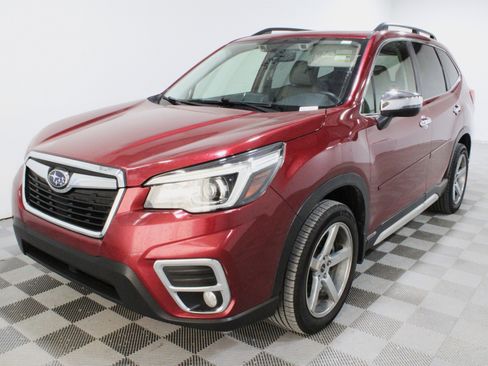 Used 2019 Subaru Forester Limited w/ Popular Package #3 image 31