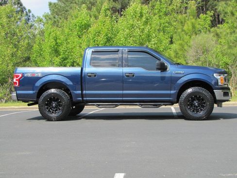 Used 2019 Ford F150 XLT image 4
