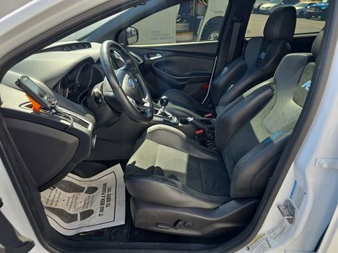 Used 2016 Ford Focus RS image 12