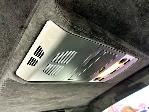 Used 2005 BMW 760i image 28