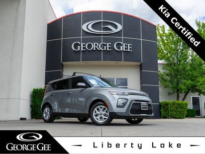 Certified 2022 Kia Soul LX