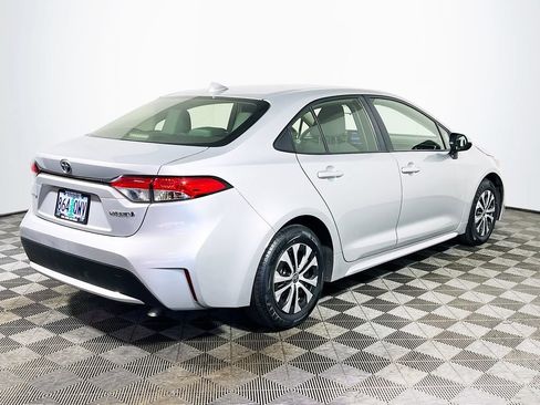 Certified 2022 Toyota Corolla LE FWD image 7