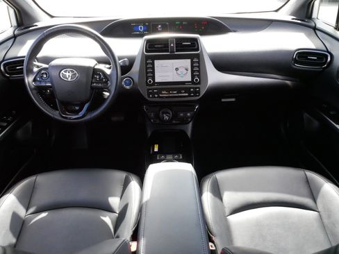 Used 2021 Toyota Prius image 10
