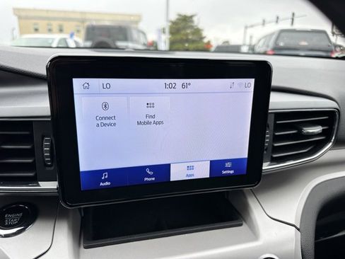 Used 2023 Ford Explorer XLT w/ Equipment Group 202A image 18