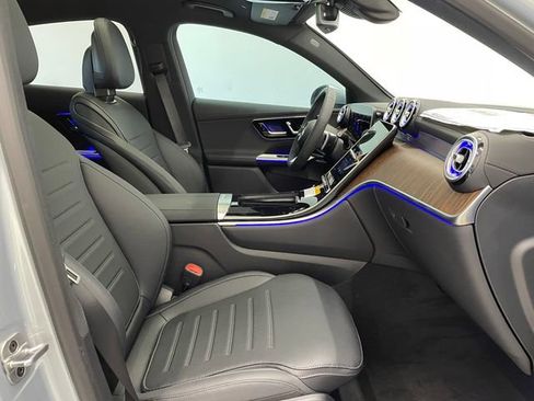 New 2026 Mercedes-Benz GLC 300 4MATIC image 17