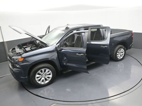 Used 2022 Chevrolet Silverado 1500 Custom image 68