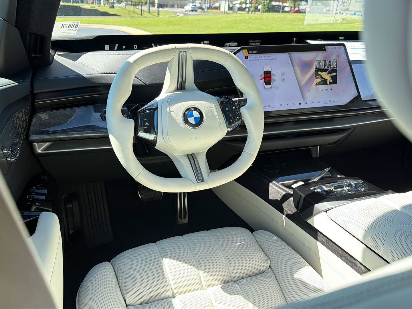 New 2027 BMW 740i RWD image 20