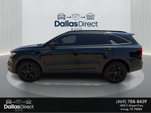 Used 2021 Kia Sorento S w/ Panoramic Sunroof Package AWD/4WD image 9
