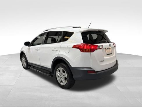 Used 2014 Toyota RAV4 LE image 9
