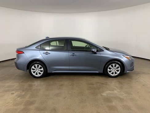 Used 2023 Toyota Corolla LE w/ Carpet Mat Package (TMS) image 5