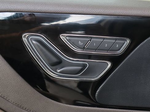 Used 2021 Lincoln Aviator Reserve w/ Equipment Group 201A RWD image 17