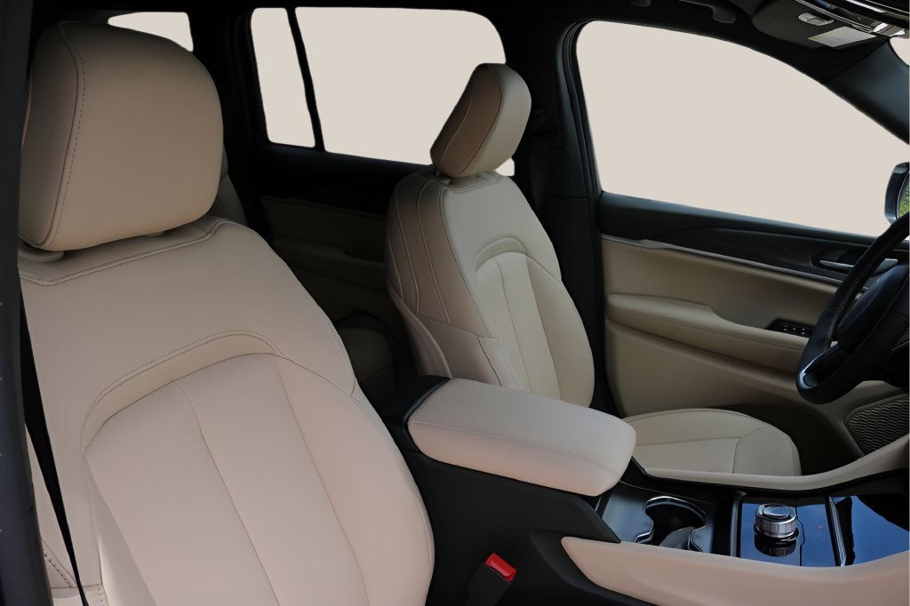 New 2026 Jeep Grand Cherokee Limited RWD image 20