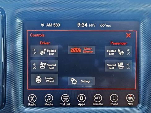 Used 2017 Dodge Challenger GT w/ Driver Convenience Group AWD/4WD image 17