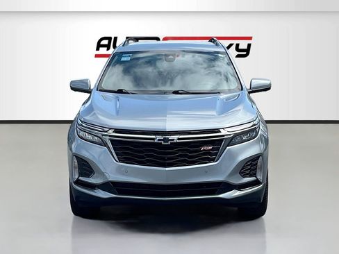 Used 2023 Chevrolet Equinox RS AWD/4WD image 2