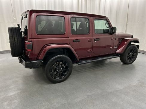 Used 2021 Jeep Wrangler Unlimited Sahara w/ Cold Weather Group AWD/4WD image 4