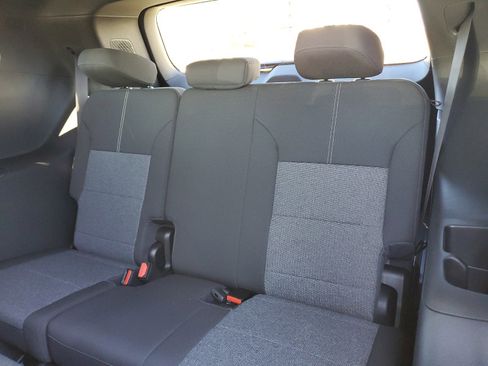 New 2025 GMC Acadia Elevation image 14