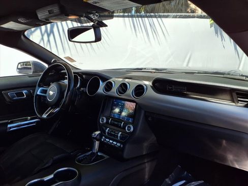 Used 2020 Ford Mustang Premium image 19