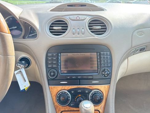 Used 2005 Mercedes-Benz SL 500 image 28