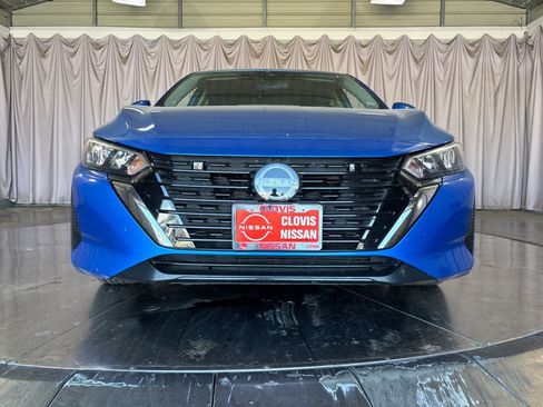 Used 2024 Nissan Sentra SV FWD image 11