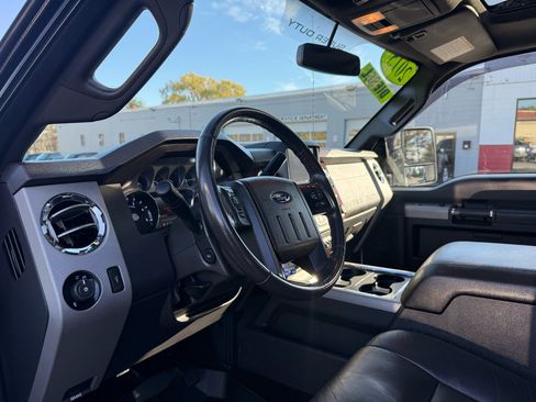 Used 2015 Ford F350 Lariat w/ Chrome Package image 33