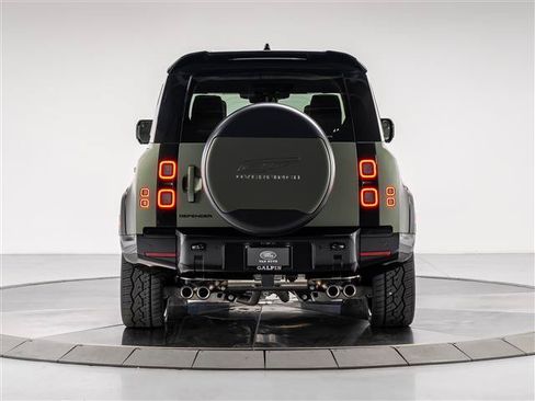 Used 2026 Land Rover Defender 110 X-Dynamic SE AWD/4WD image 4