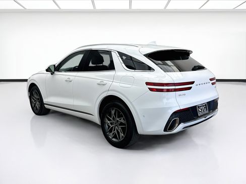 Used 2022 Genesis GV70 2.5T w/ Advanced Package AWD/4WD image 6