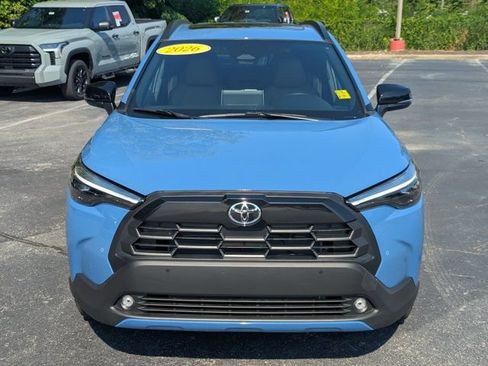 Used 2026 Toyota Corolla Cross XLE w/ Convenience Package FWD image 2