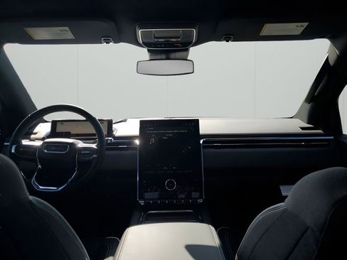 New 2026 GMC Sierra EV Elevation image 23