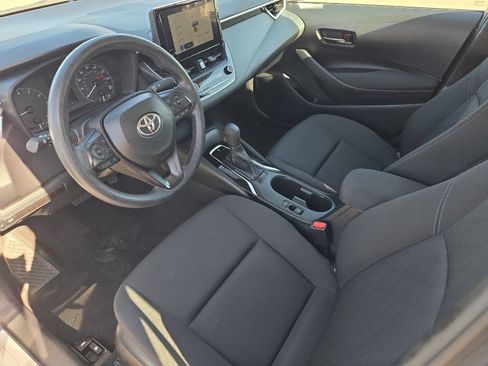 Certified 2025 Toyota Corolla LE FWD image 9