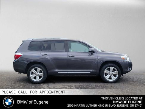 Used 2009 Toyota Highlander Limited AWD/4WD image 2