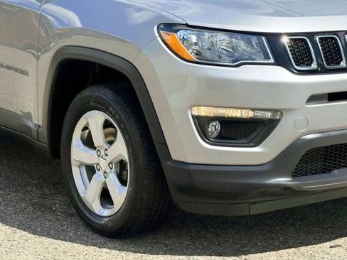 Certified 2018 Jeep Compass Latitude w/ Popular Equipment Group AWD/4WD image 10