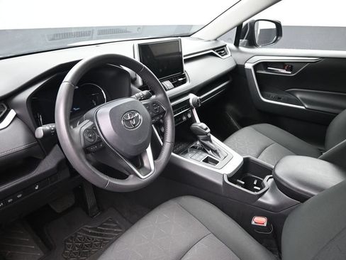 Used 2024 Toyota RAV4 XLE w/ Weather Package AWD/4WD image 20