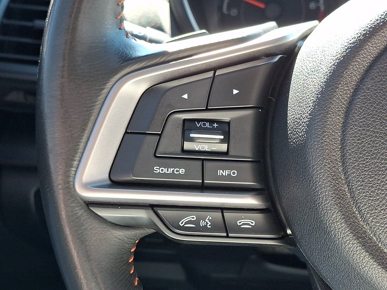 Used 2019 Subaru Crosstrek 2.0i Premium w/ Moonroof Package AWD/4WD image 22