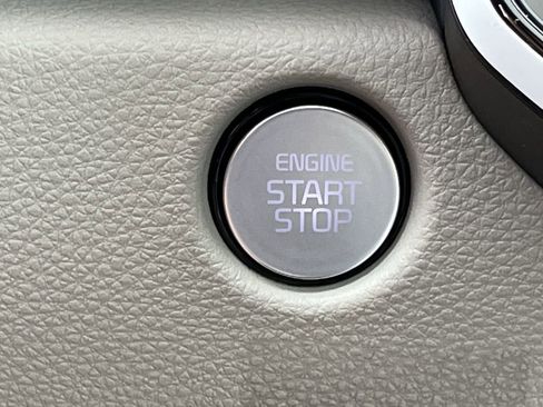 New 2026 Kia Carnival SX image 17