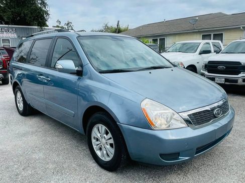 Used 2012 Kia Sedona LX w/ PWR Pkg FWD image 5