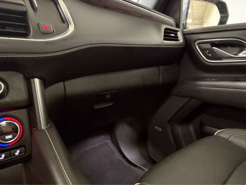 Used 2022 Chevrolet Tahoe Premier AWD/4WD image 20