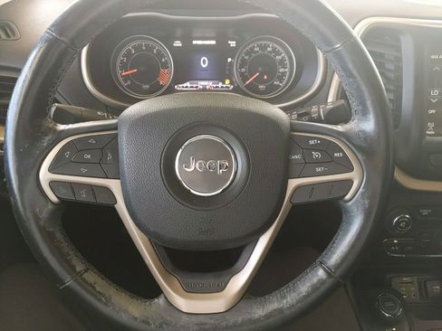Used 2015 Jeep Cherokee Limited w/ Trailer Tow Group AWD/4WD image 17
