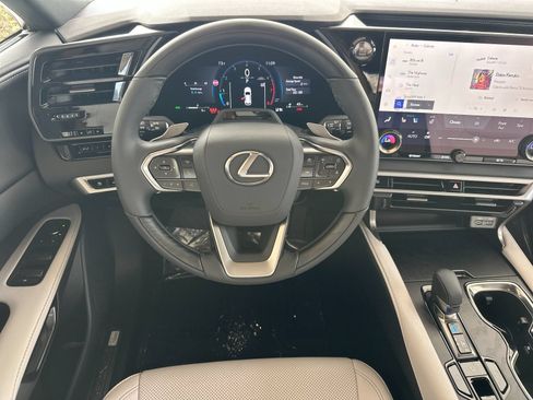 Used 2026 Lexus RX 350 Premium w/ Convenience Package FWD image 16