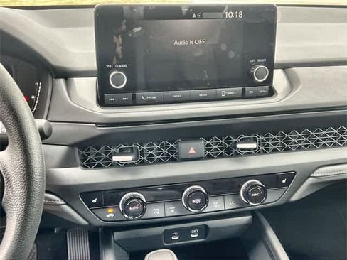 Certified 2025 Honda Accord SE image 18