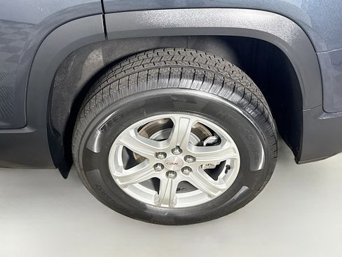 Used 2019 GMC Acadia SLE image 37