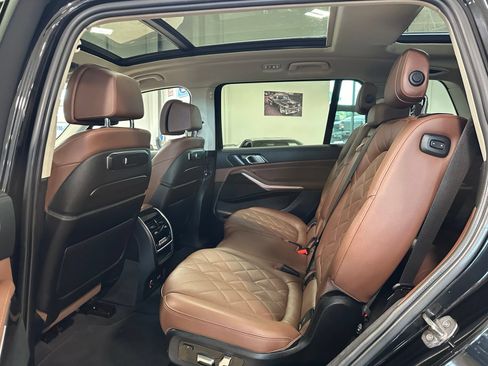Used 2023 BMW X7 xDrive40i AWD/4WD image 38