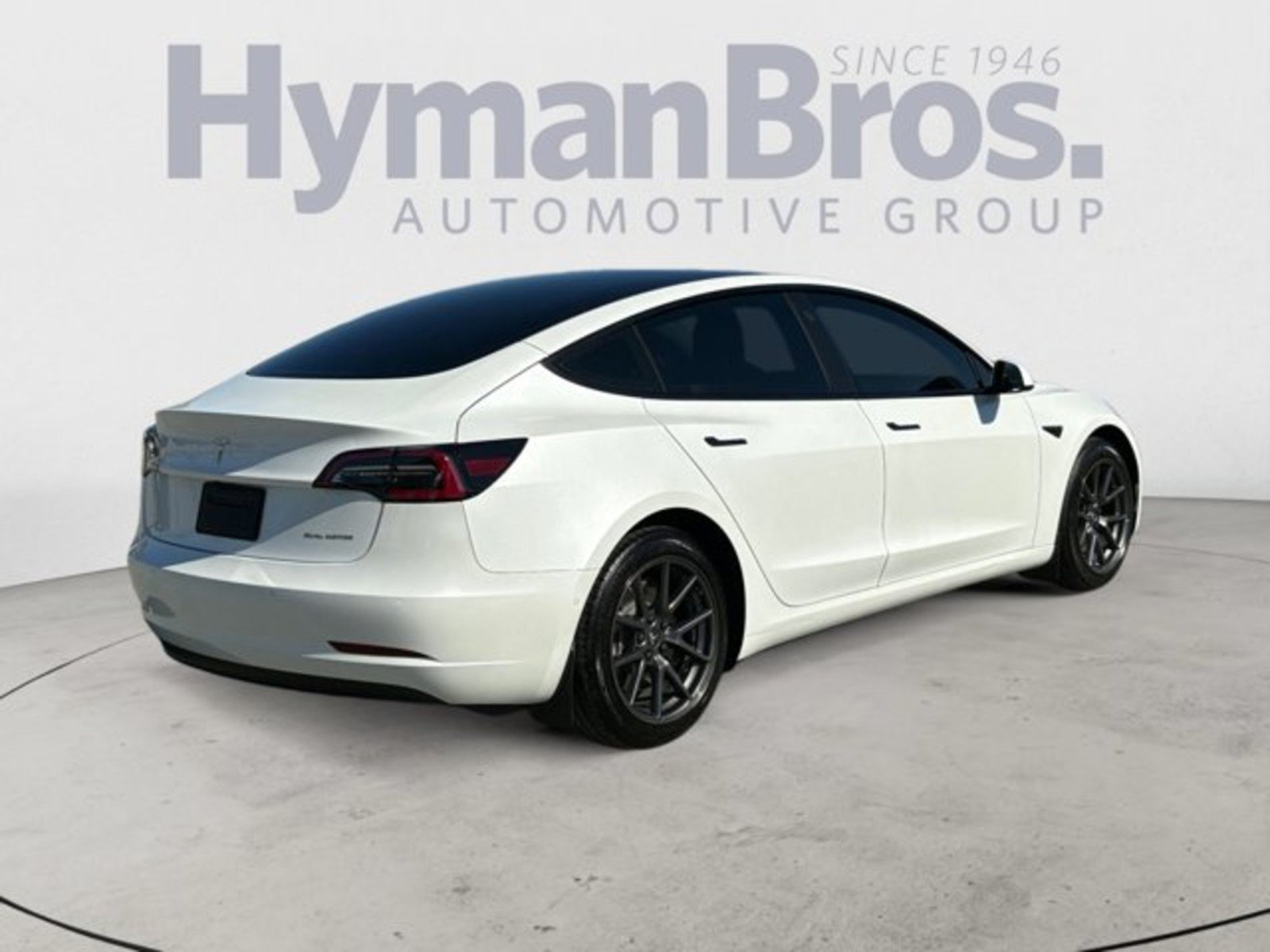 Used 2022 Tesla Model 3 Long Range AWD/4WD image 3