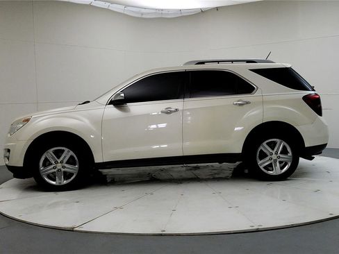 Used 2015 Chevrolet Equinox LTZ image 4